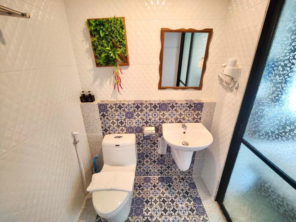 Baan Chao Khun Hotel Ban Khlong Lat Bua Khao ภายนอก รูปภาพ